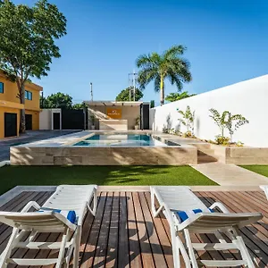 *** Hotel Mid Project Mexique