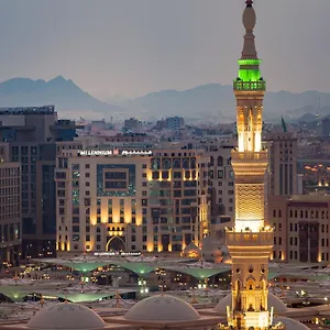 زيارة الفندق